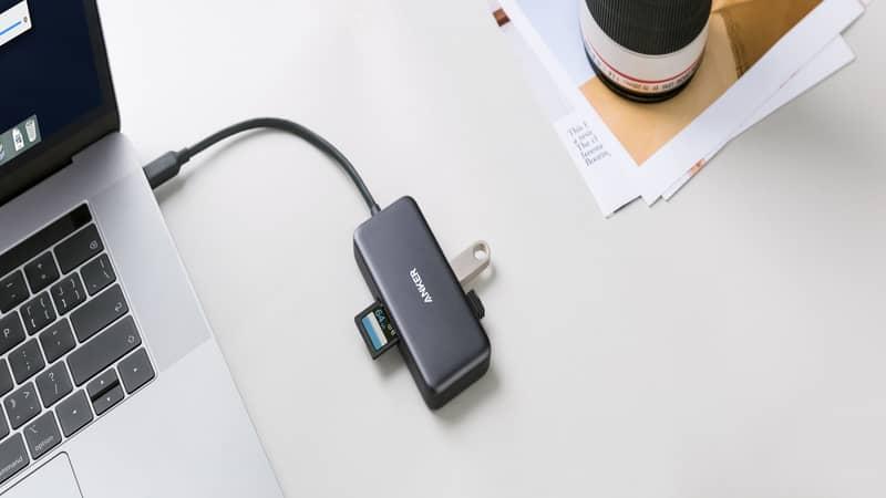 Anker portable SD card reader